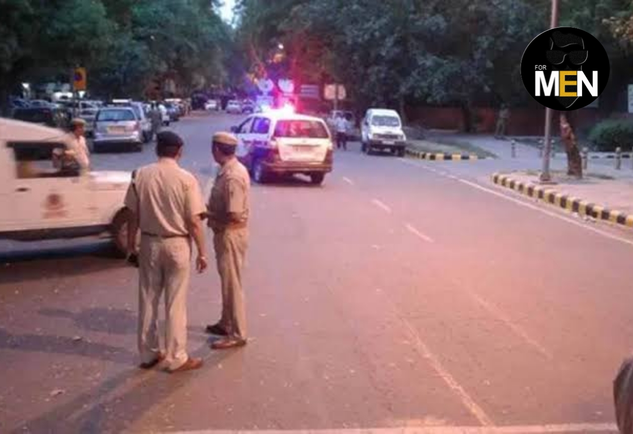 You are currently viewing <strong>Delhi cop’s daughter arrested for ‘injuring valet parking attendant with car’</strong><br>